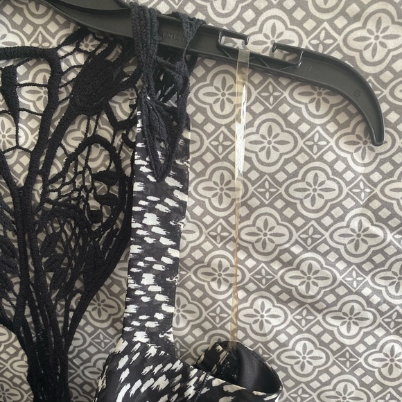 Black and white kohl’s sundress with pockets - Picture 5 of 8